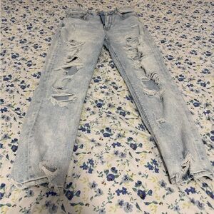 American Eagle Outfitters Light Blue Curvy Mom Jeans